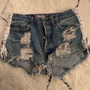 Reworked Levi’s denim fits 28/29/30